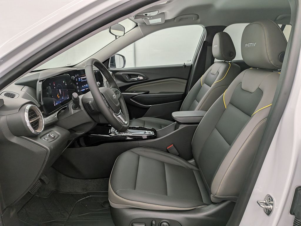 Thumbnail: 2025 Chevrolet Trax - 11