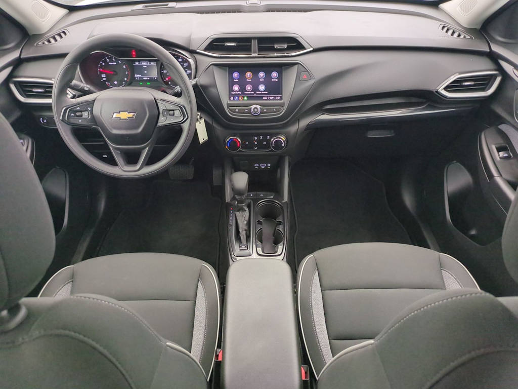 Thumbnail: 2023 Chevrolet TrailBlazer - 10