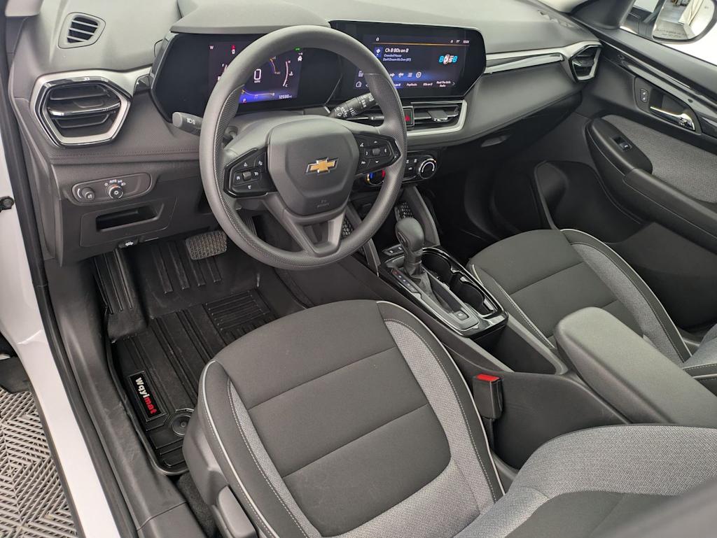 Thumbnail: 2024 Chevrolet TrailBlazer - 2