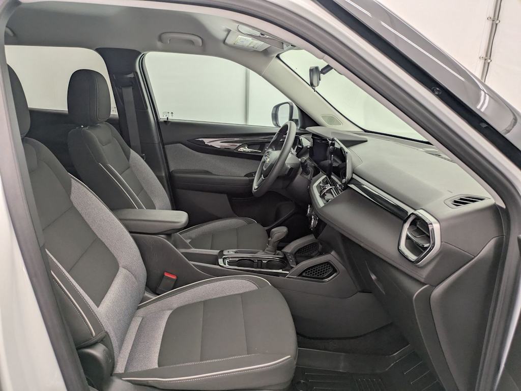 Thumbnail: 2024 Chevrolet TrailBlazer - 11