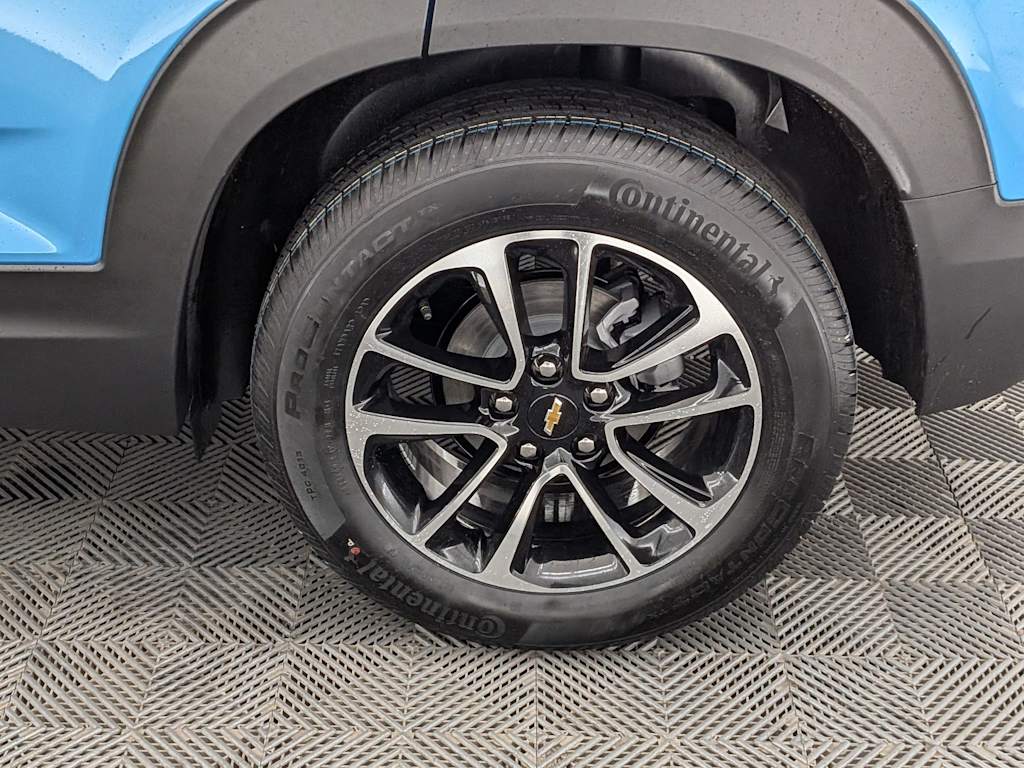 Thumbnail: 2026 Chevrolet TrailBlazer - 8