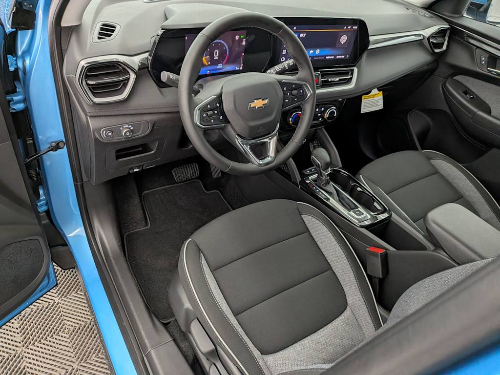 Thumbnail: 2026 Chevrolet TrailBlazer - 2