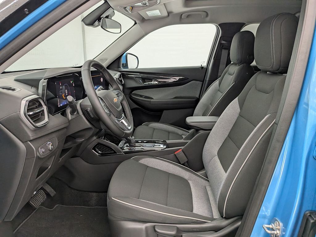 Thumbnail: 2026 Chevrolet TrailBlazer - 11