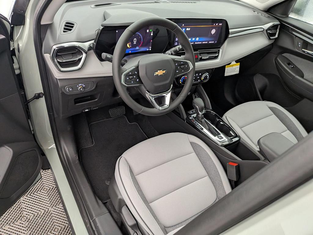 Thumbnail: 2026 Chevrolet TrailBlazer - 2