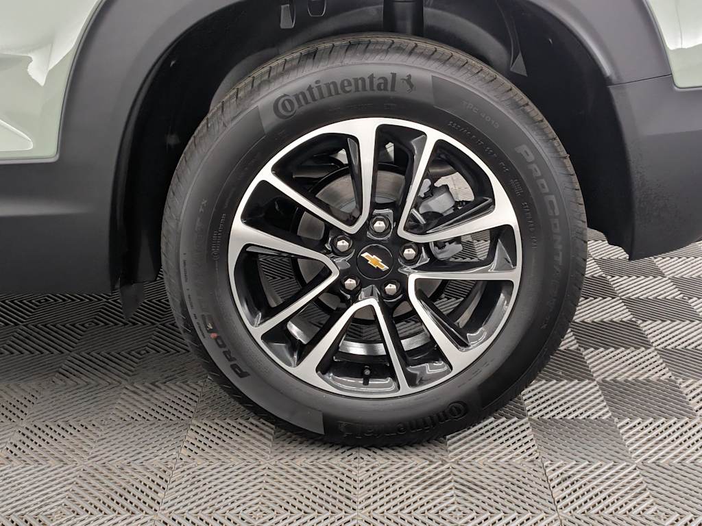 Thumbnail: 2026 Chevrolet TrailBlazer - 8