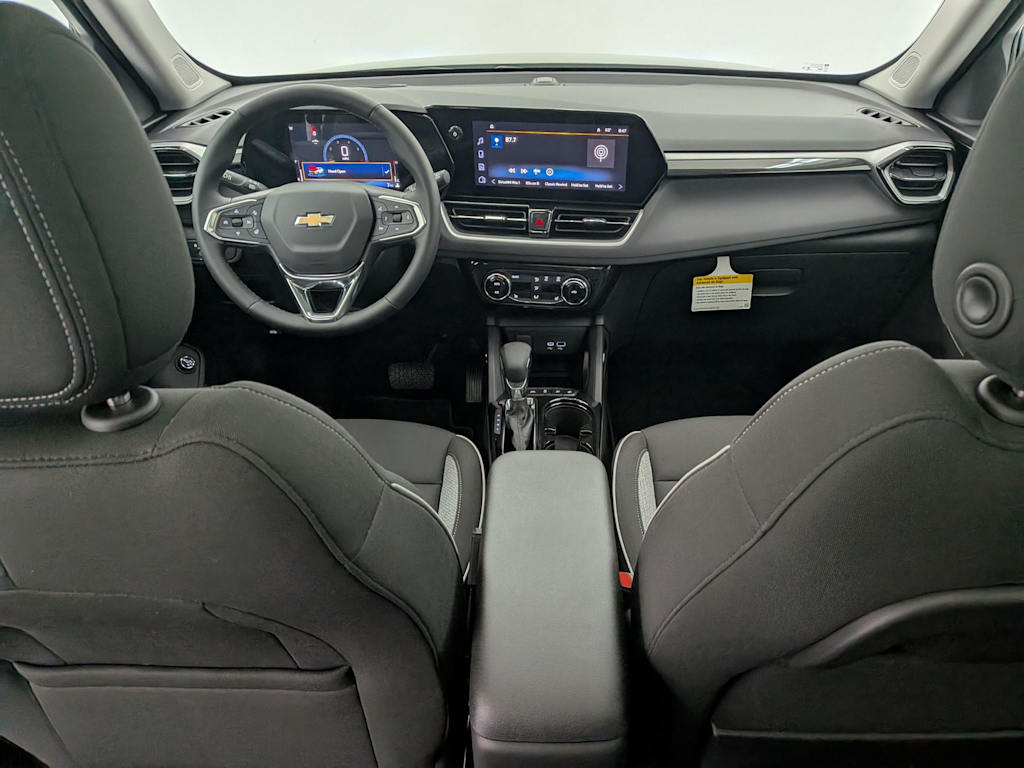 Thumbnail: 2026 Chevrolet TrailBlazer - 10