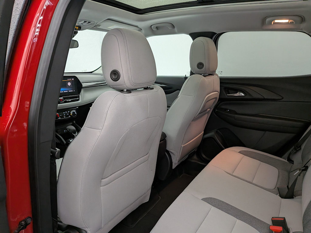 Thumbnail: 2026 Chevrolet TrailBlazer - 13