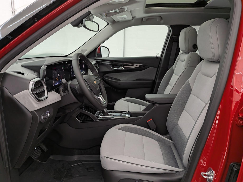 Thumbnail: 2026 Chevrolet TrailBlazer - 11