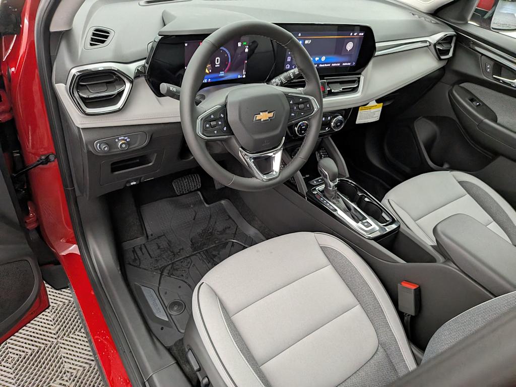 Thumbnail: 2026 Chevrolet TrailBlazer - 2