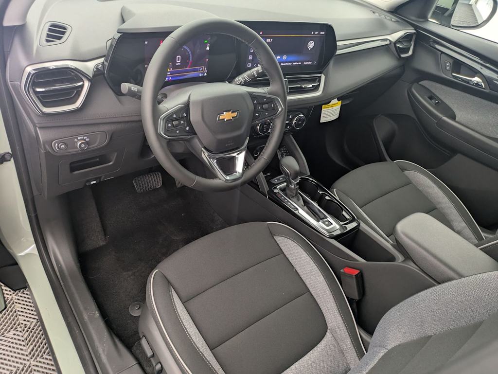 Thumbnail: 2026 Chevrolet TrailBlazer - 2