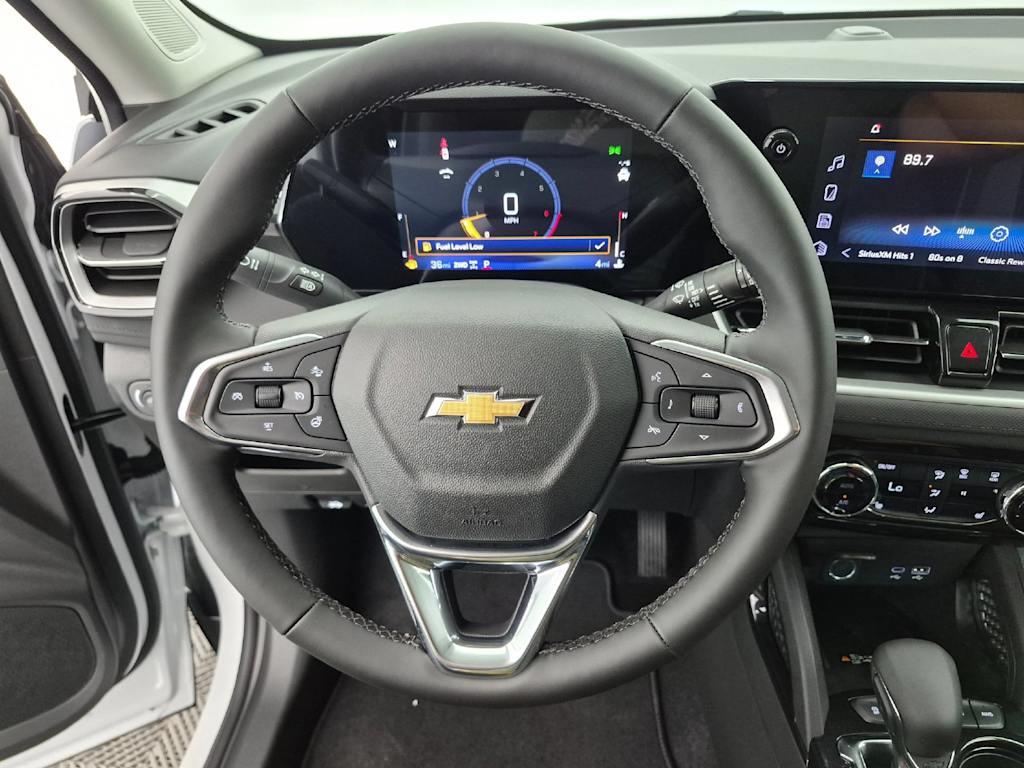 Thumbnail: 2026 Chevrolet TrailBlazer - 14
