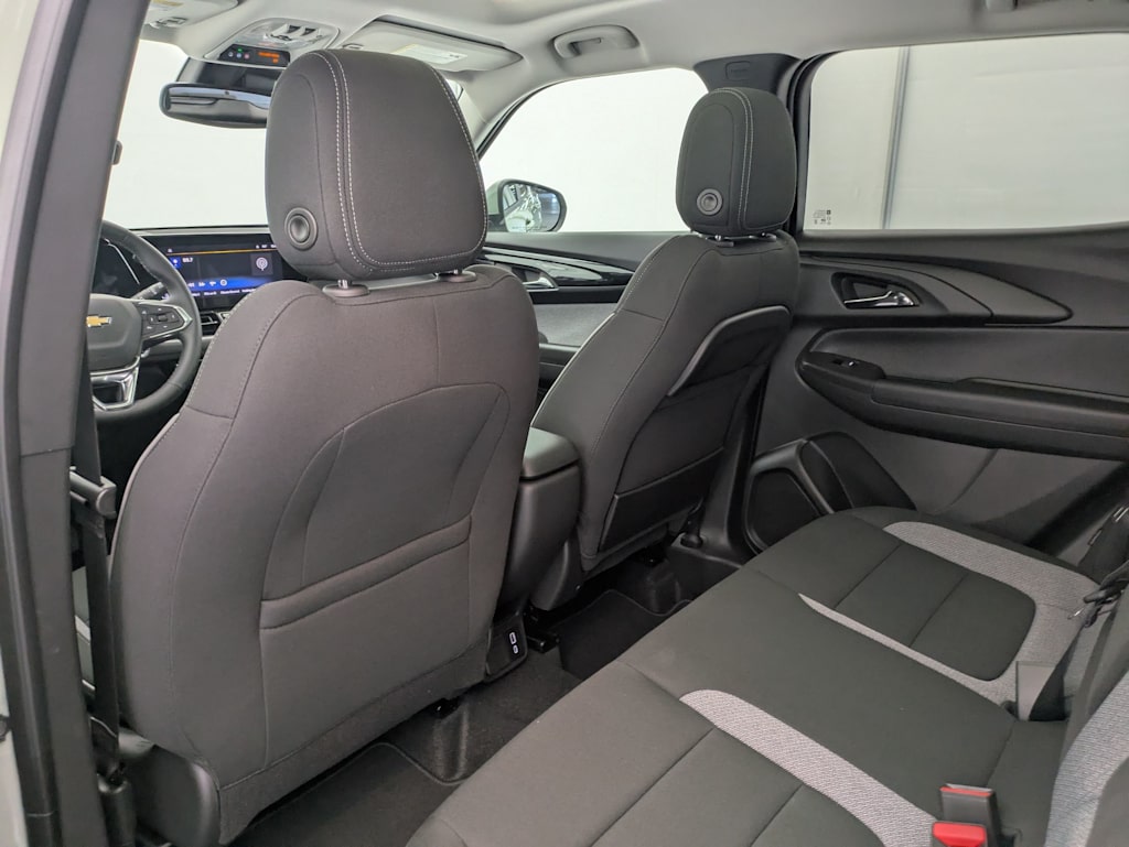 Thumbnail: 2026 Chevrolet TrailBlazer - 12