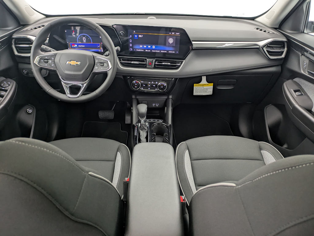 Thumbnail: 2026 Chevrolet TrailBlazer - 9