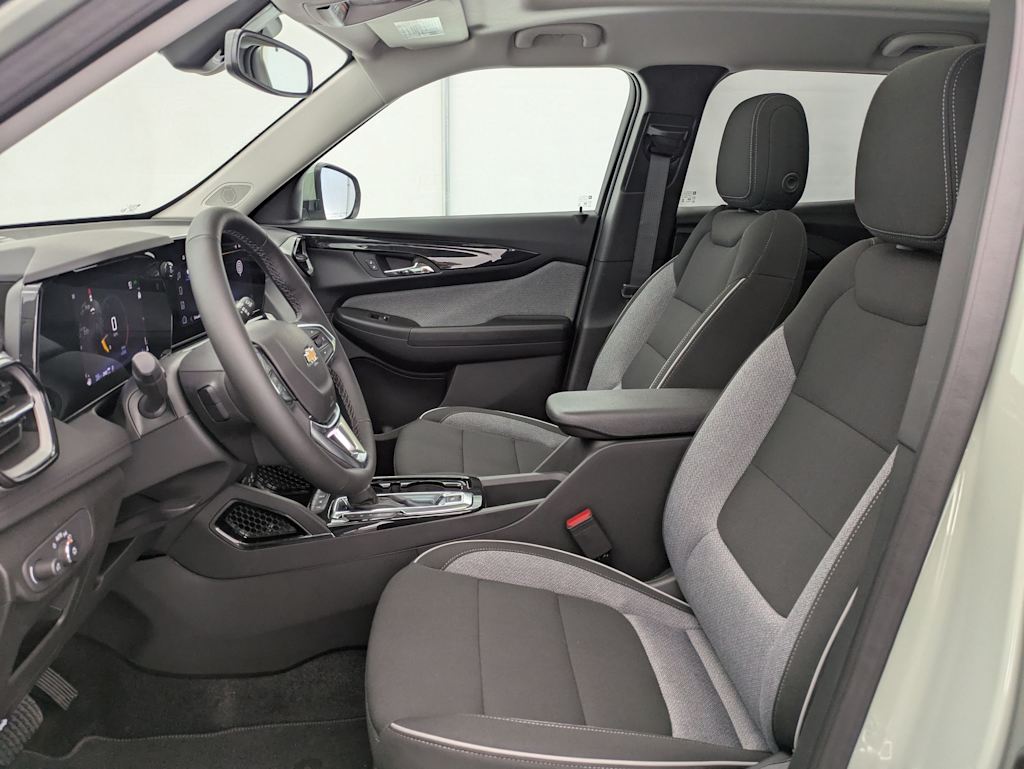 Thumbnail: 2026 Chevrolet TrailBlazer - 10