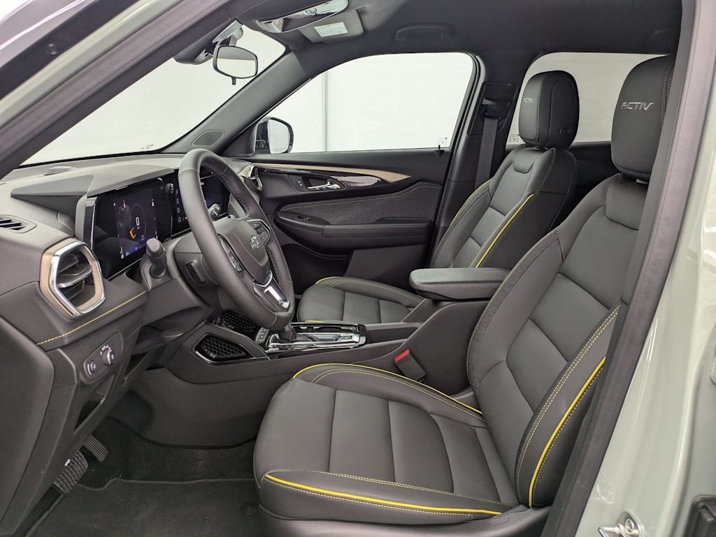 Thumbnail: 2026 Chevrolet TrailBlazer - 10
