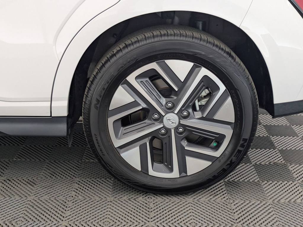 Thumbnail: 2023 Hyundai Kona - 7