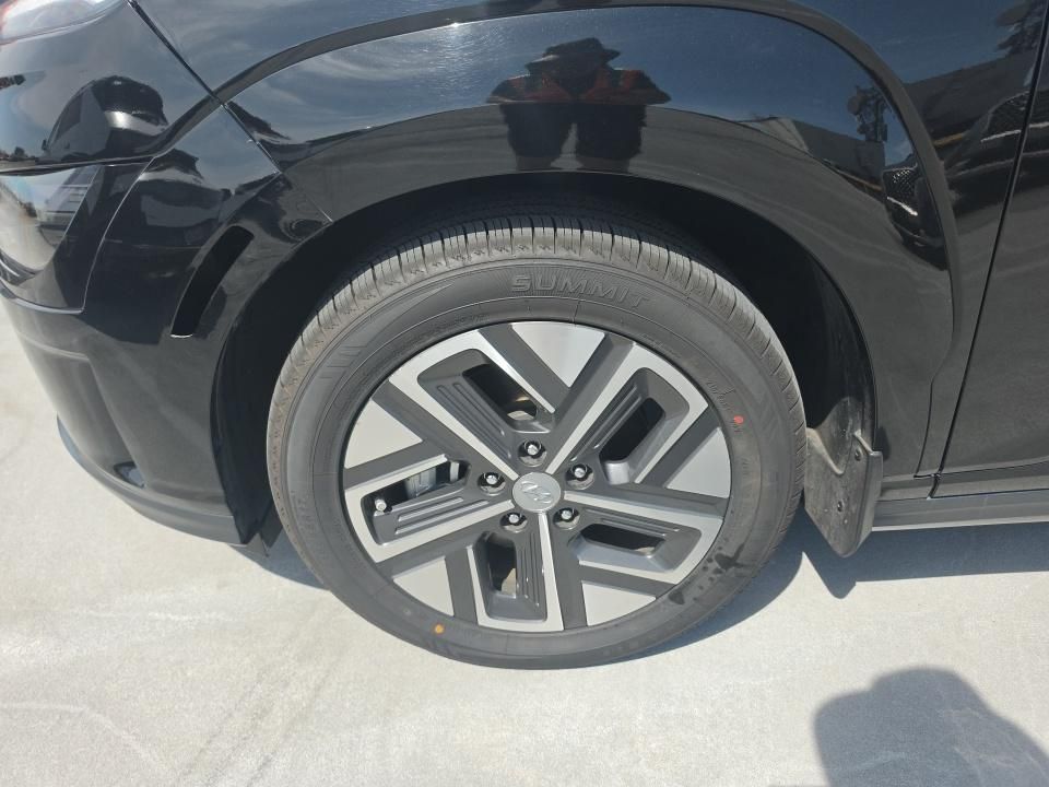 Thumbnail: 2023 Hyundai Kona - 4