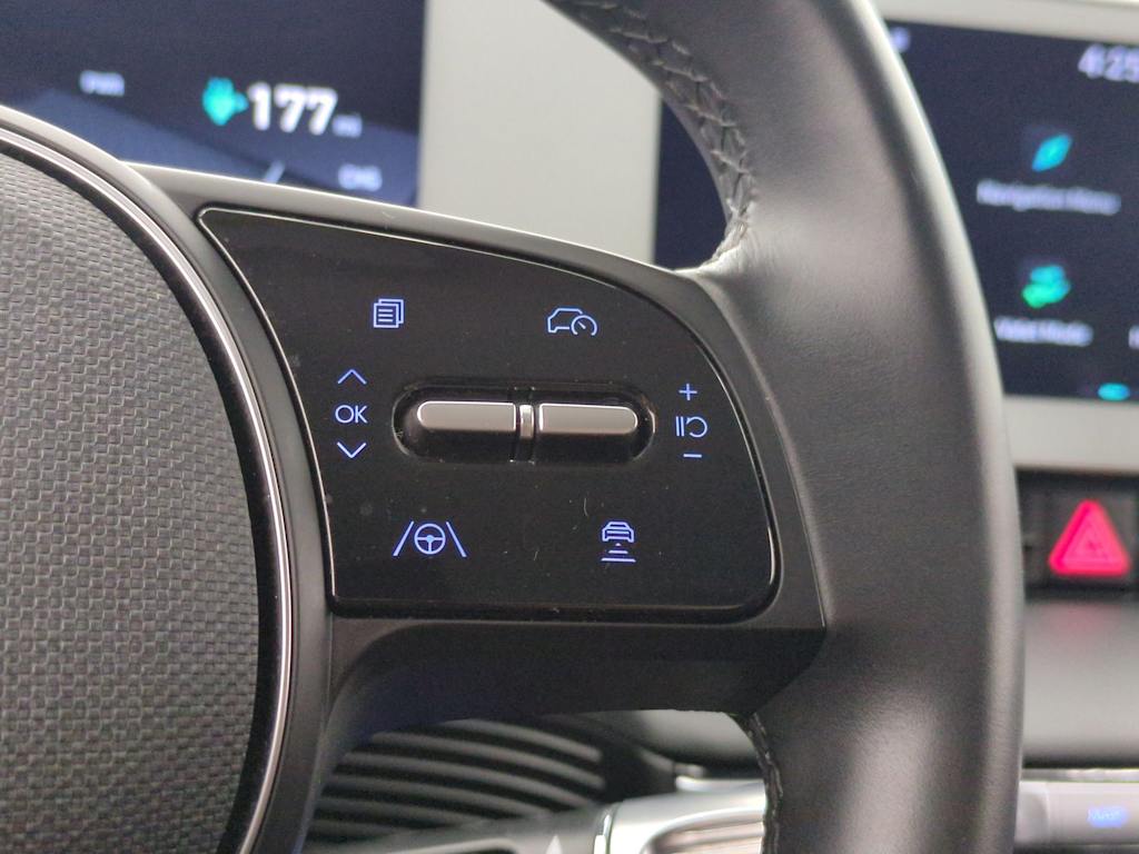 Thumbnail: 2023 Hyundai Ioniq 5 - 28