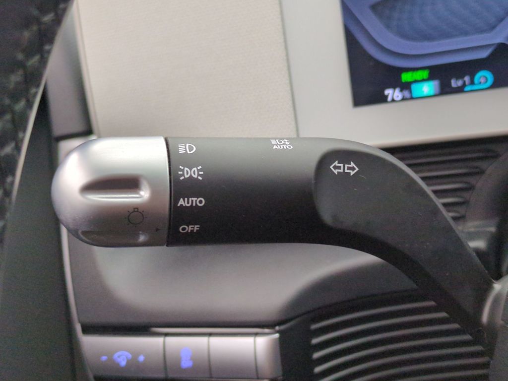 Thumbnail: 2023 Hyundai Ioniq 5 - 30
