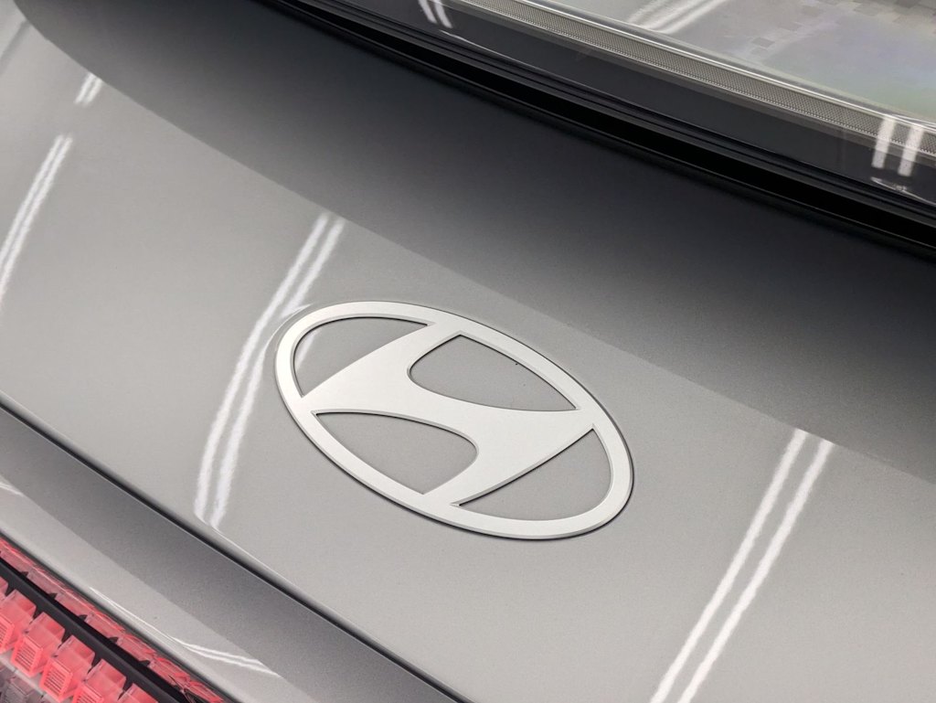 Thumbnail: 2024 Hyundai Ioniq 6 - 22