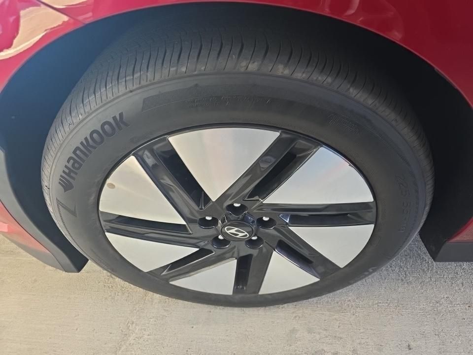 Thumbnail: 2024 Hyundai Ioniq 6 - 4