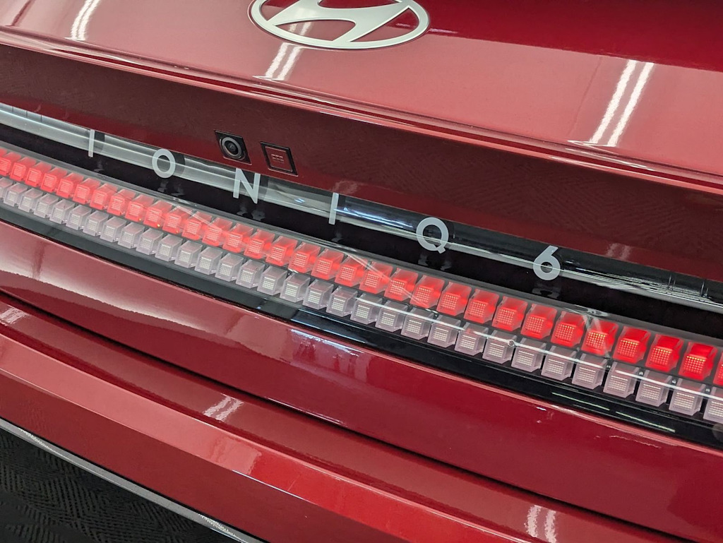 Thumbnail: 2024 Hyundai Ioniq 6 - 23