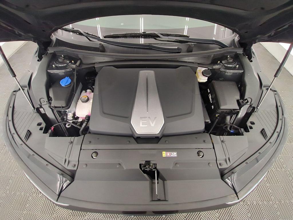 Thumbnail: 2024 Kia EV6 - 8