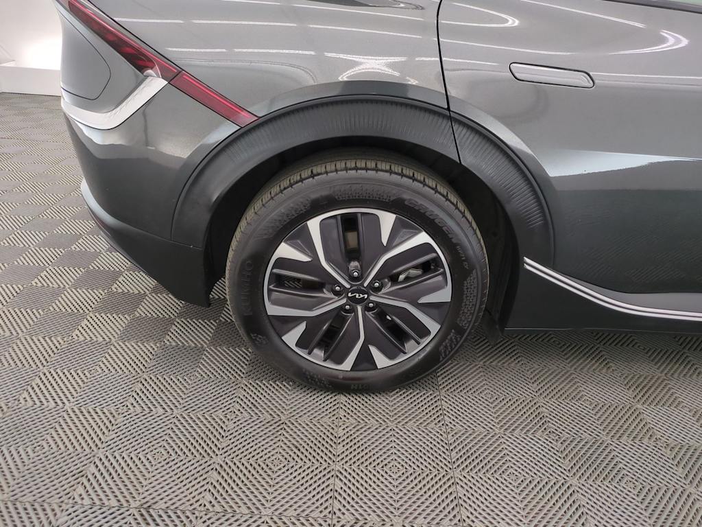 Thumbnail: 2024 Kia EV6 - 7