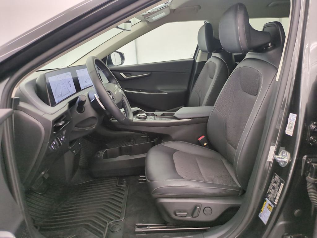 Thumbnail: 2024 Kia EV6 - 10