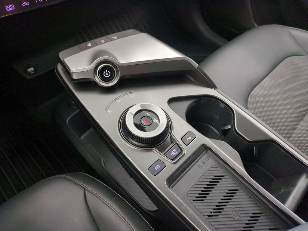 Thumbnail: 2024 Kia EV6 - 15