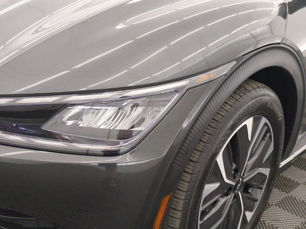 Thumbnail: 2024 Kia EV6 - 23