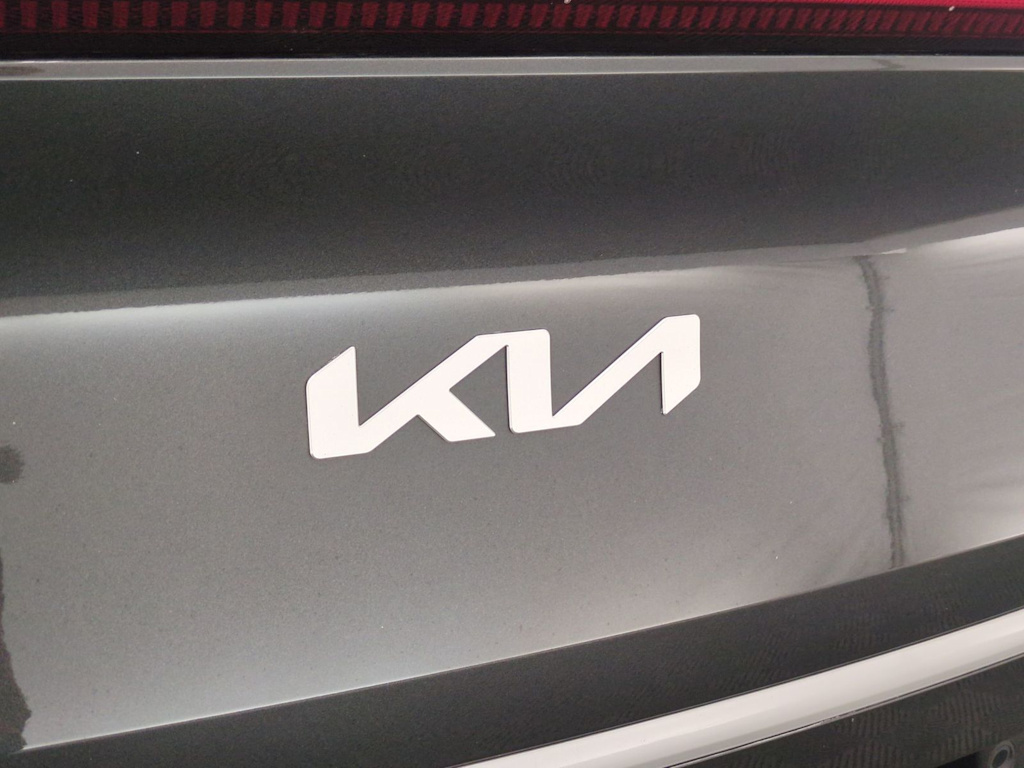 Thumbnail: 2024 Kia EV6 - 6