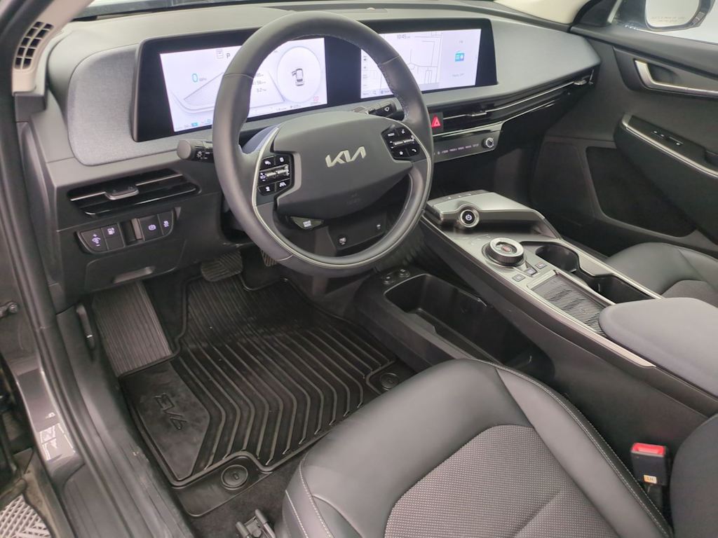 Thumbnail: 2024 Kia EV6 - 2