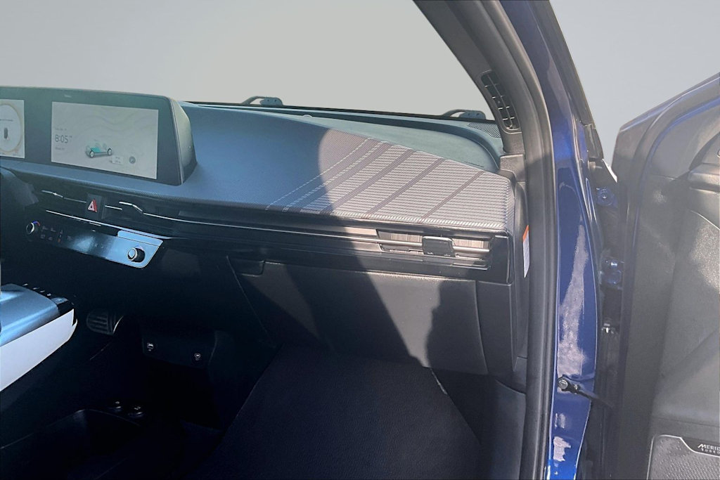 Thumbnail: 2023 Kia EV6 - 24