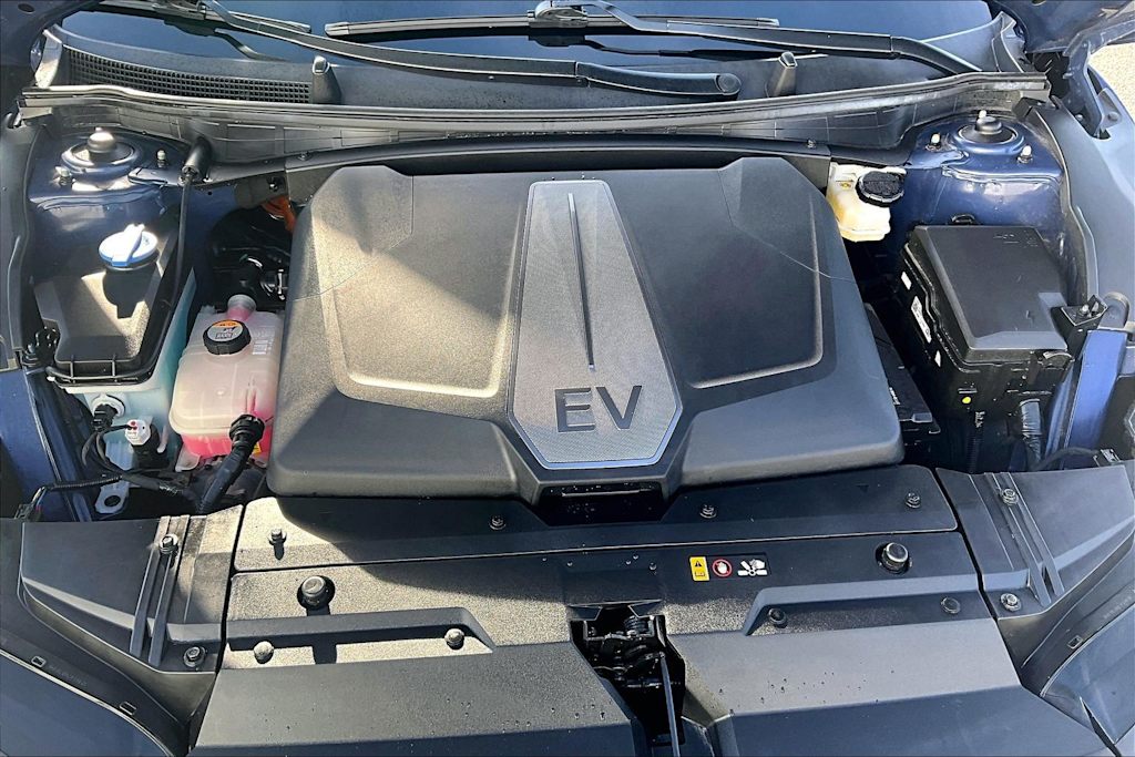 Thumbnail: 2023 Kia EV6 - 8