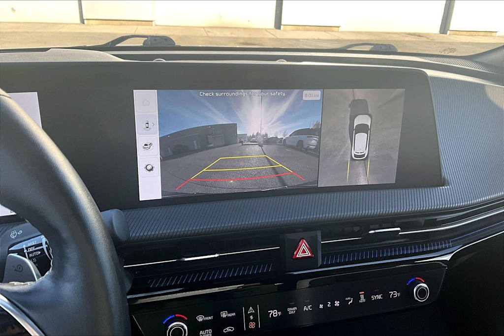 Thumbnail: 2023 Kia EV6 - 27