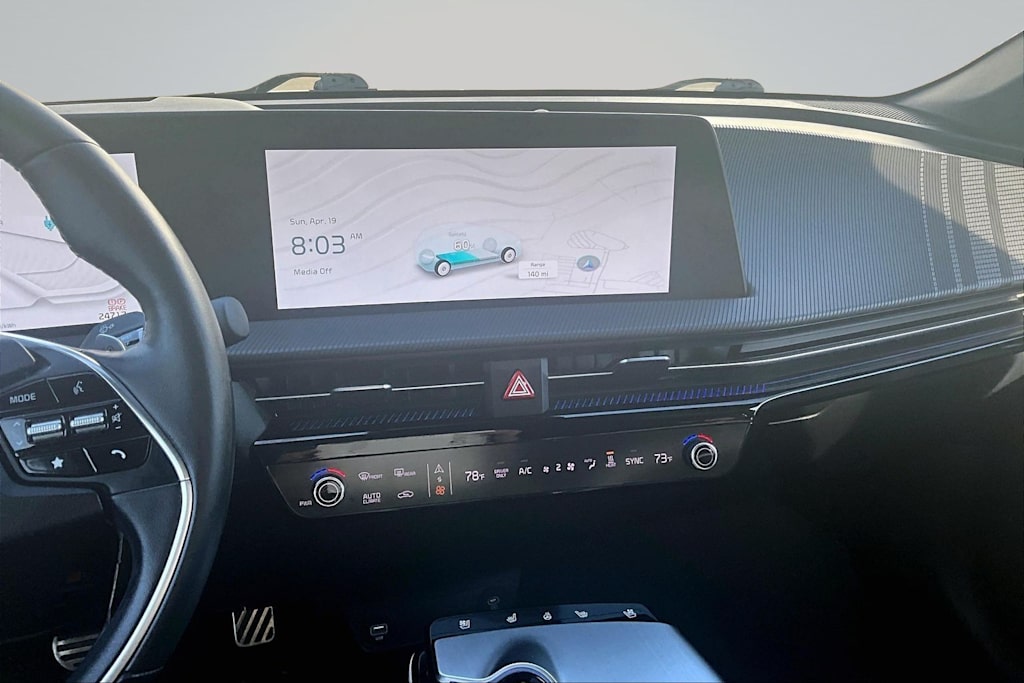 Thumbnail: 2023 Kia EV6 - 14