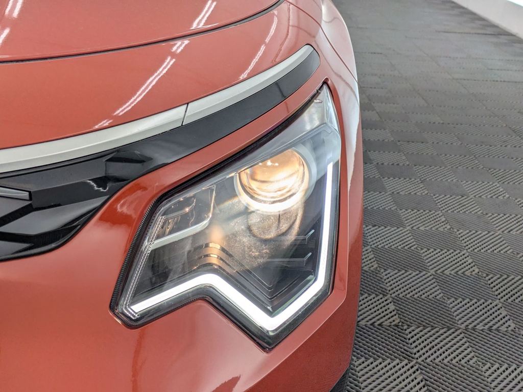 Thumbnail: 2023 Kia Niro - 25