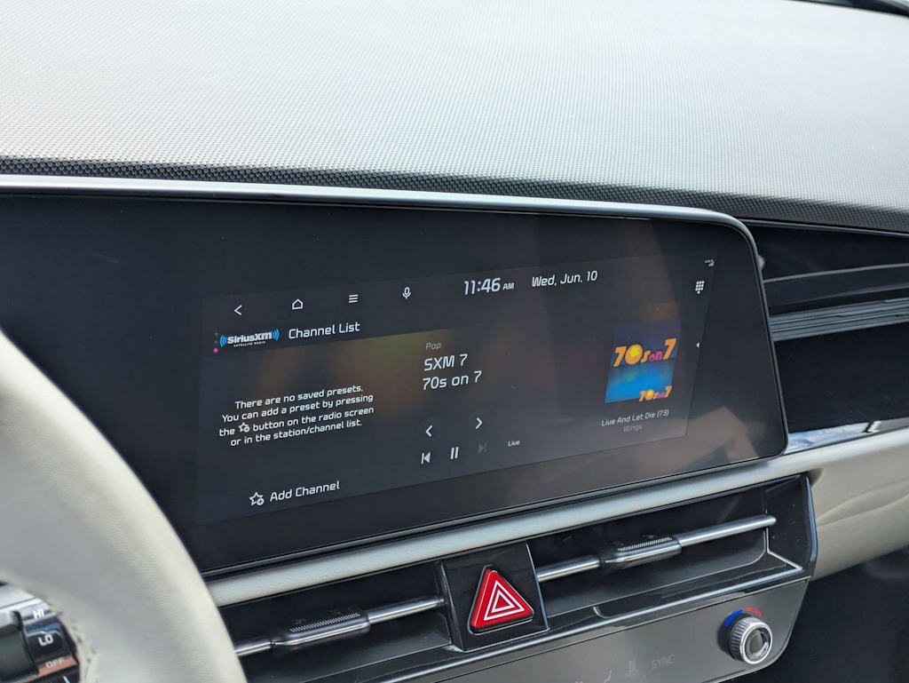 Thumbnail: 2023 Kia Niro - 35