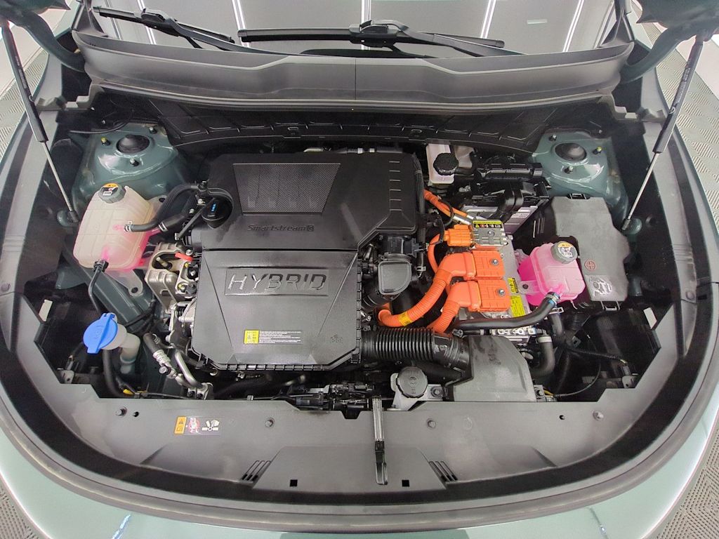 Thumbnail: 2023 Kia Niro - 9