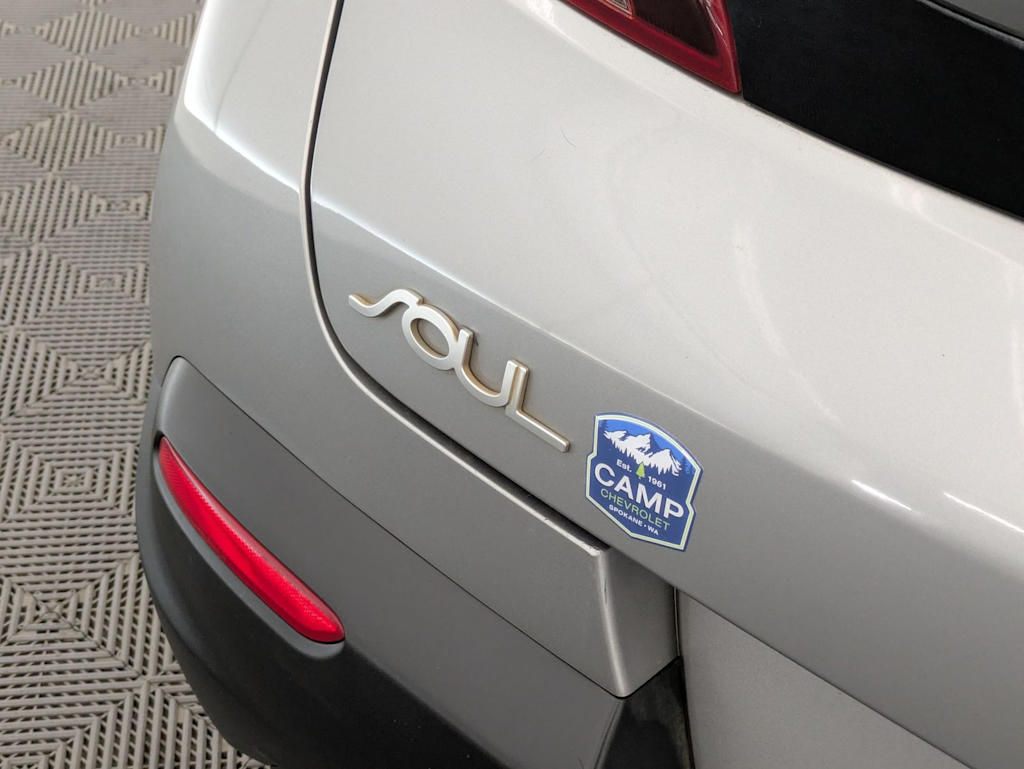 Thumbnail: 2022 Kia Soul - 25
