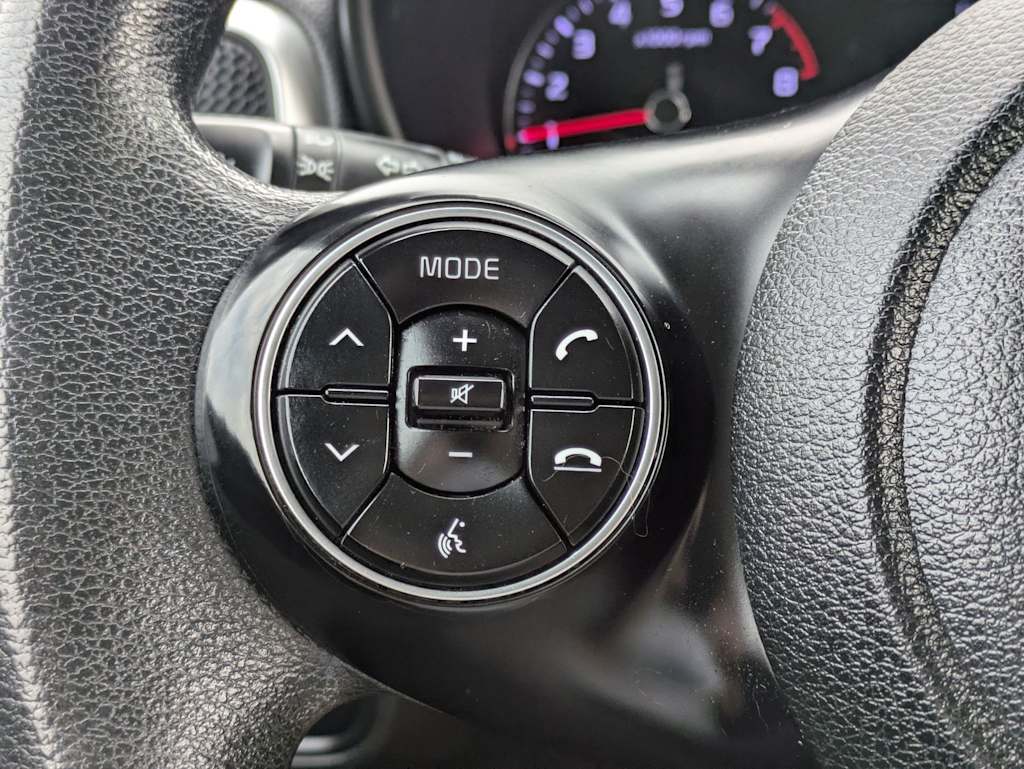 Thumbnail: 2022 Kia Soul - 29