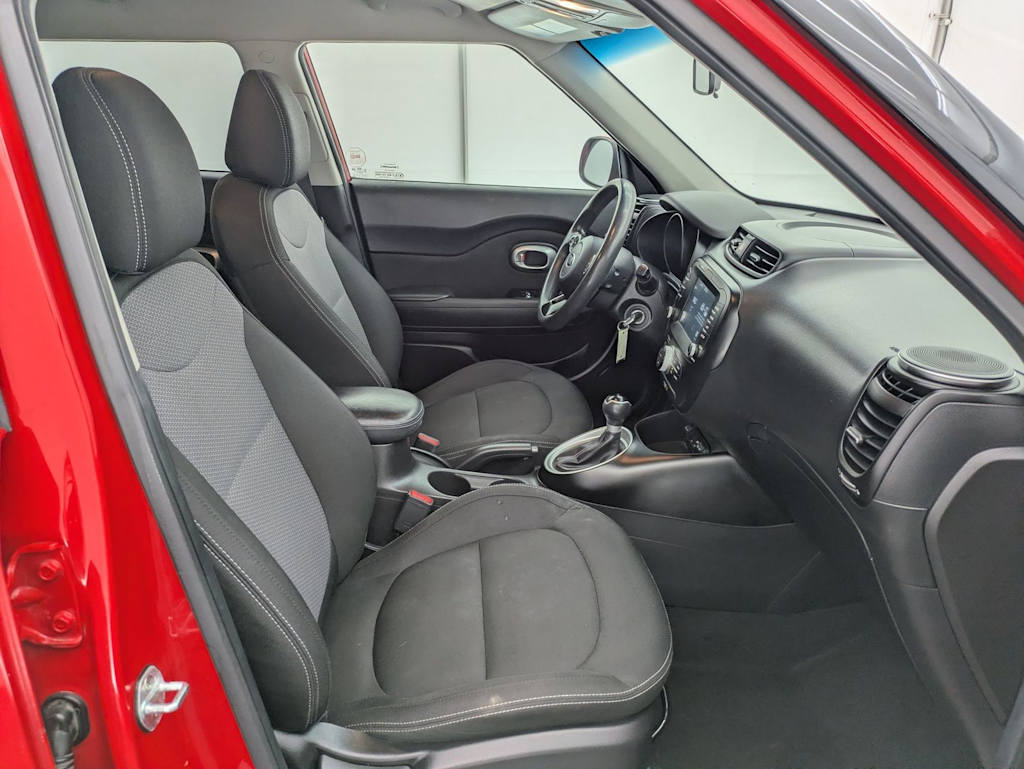 Thumbnail: 2019 Kia Soul - 11
