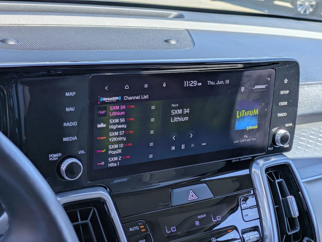 Thumbnail: 2023 Kia Sorento - 37
