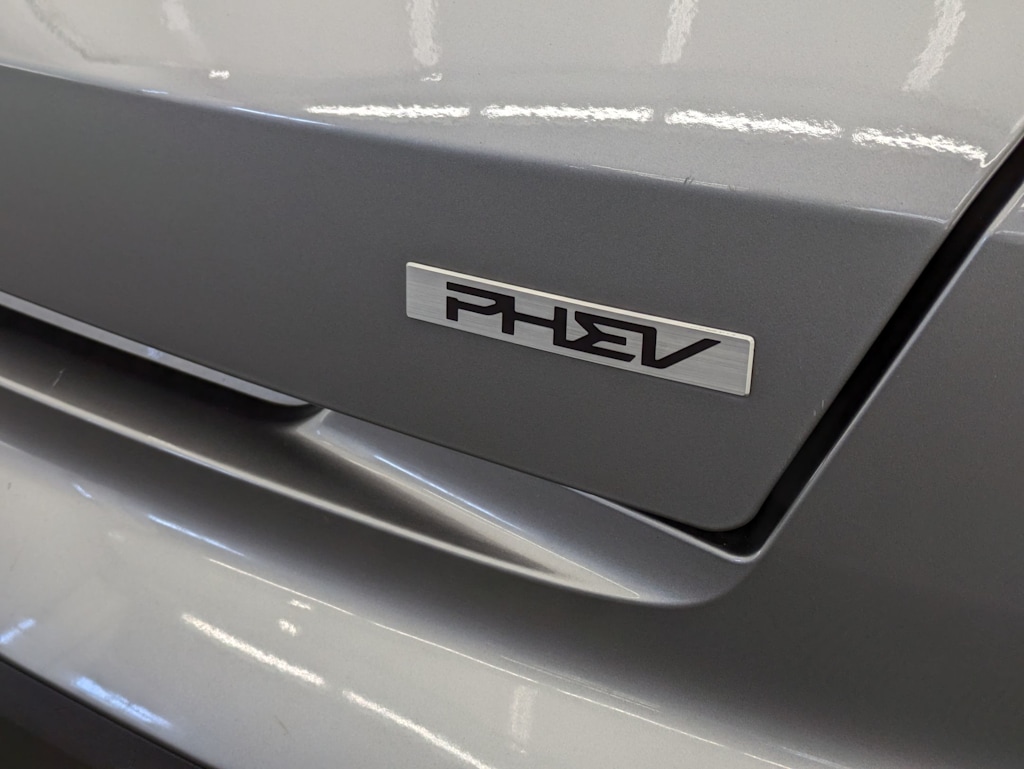 Thumbnail: 2023 Kia Sorento - 6