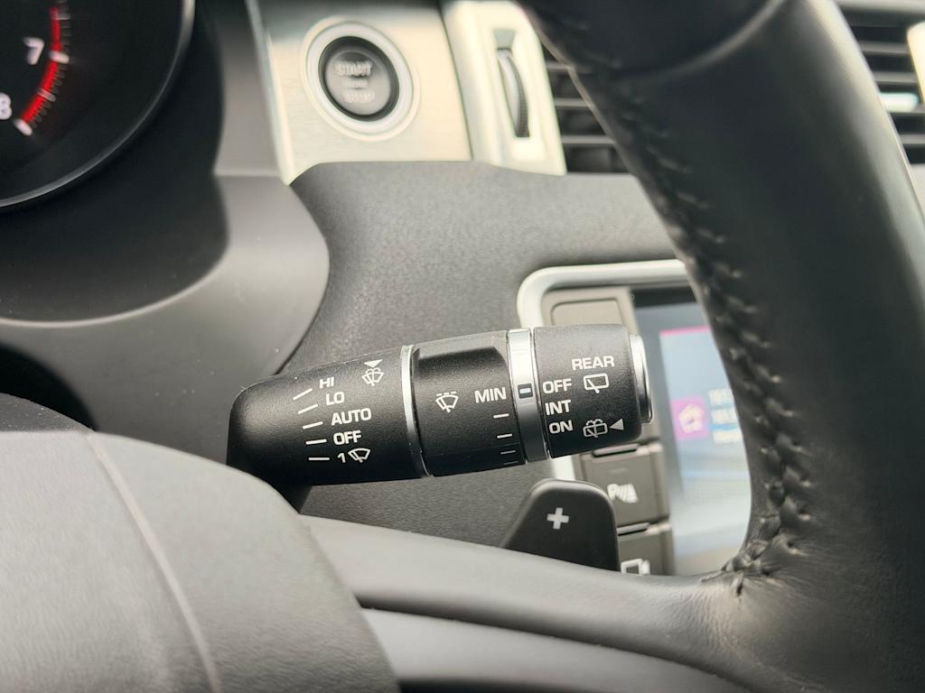 Thumbnail: 2017 Land Rover Range Rover Evoque - 33