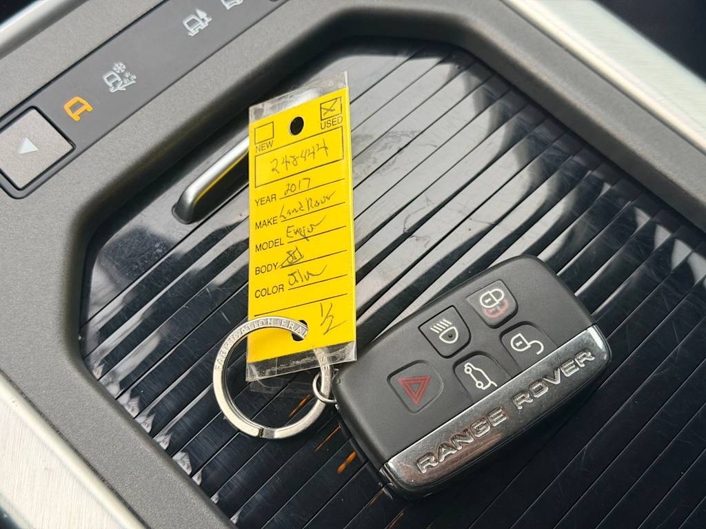 Thumbnail: 2017 Land Rover Range Rover Evoque - 19