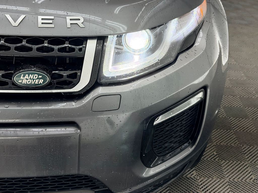 Thumbnail: 2017 Land Rover Range Rover Evoque - 24