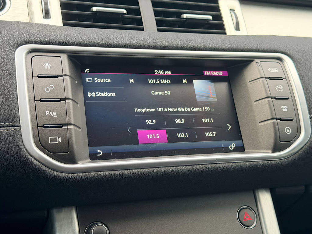 Thumbnail: 2017 Land Rover Range Rover Evoque - 37