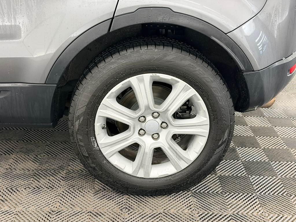 Thumbnail: 2017 Land Rover Range Rover Evoque - 8